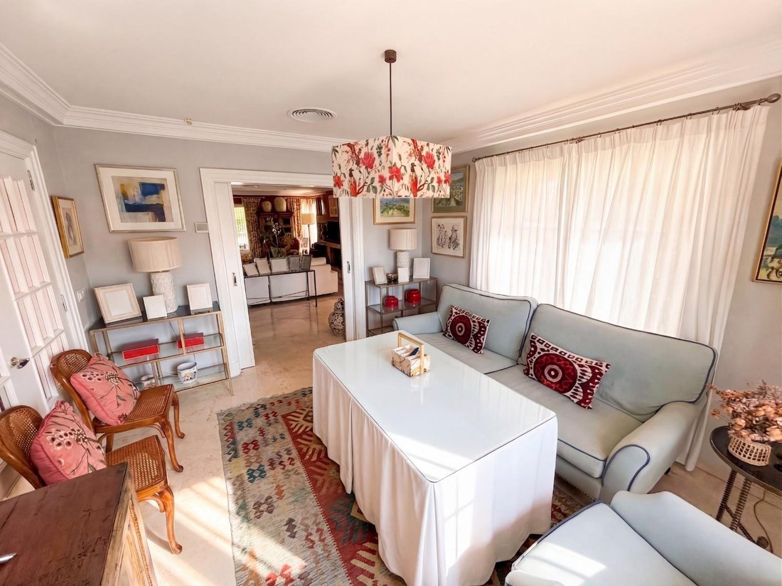 Chalet in Jerez De La Frontera, Andalusia, Spain 3 - 18350375