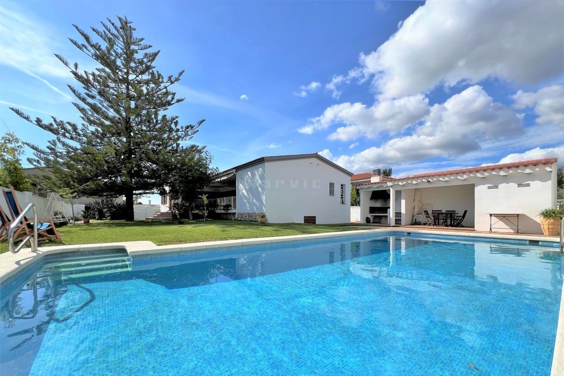Chalet in Benicassim, Valencian Community, Spain 1 - 18350387