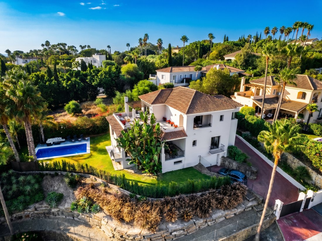 Villa in Sotogrande, San Roque, Andalusia 1 - 16985906