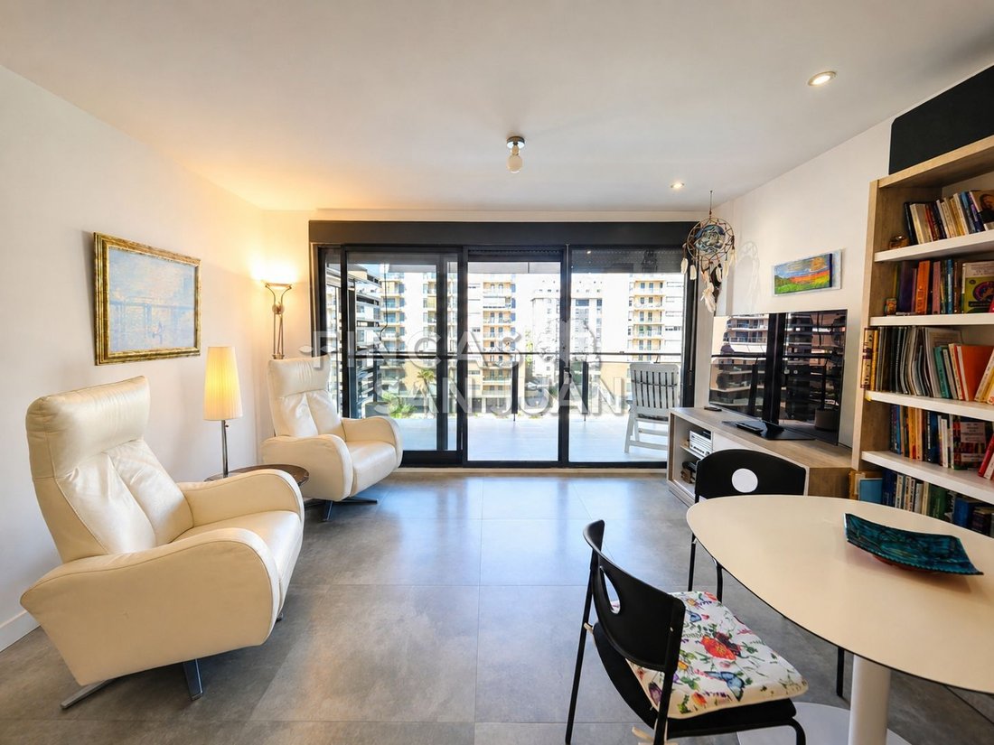 Apartment in Alicante, Valencian Community, Spain 1 - 18350366