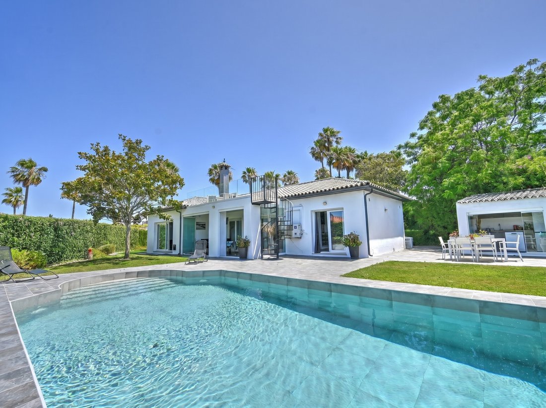 Villa in Sotogrande, San Roque, Andalusia 1 - 15121185