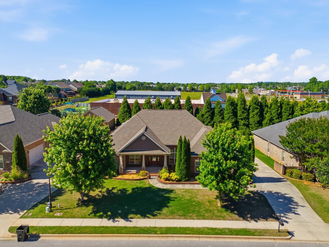 House in Madison, Alabama, United States 2 - 18350315