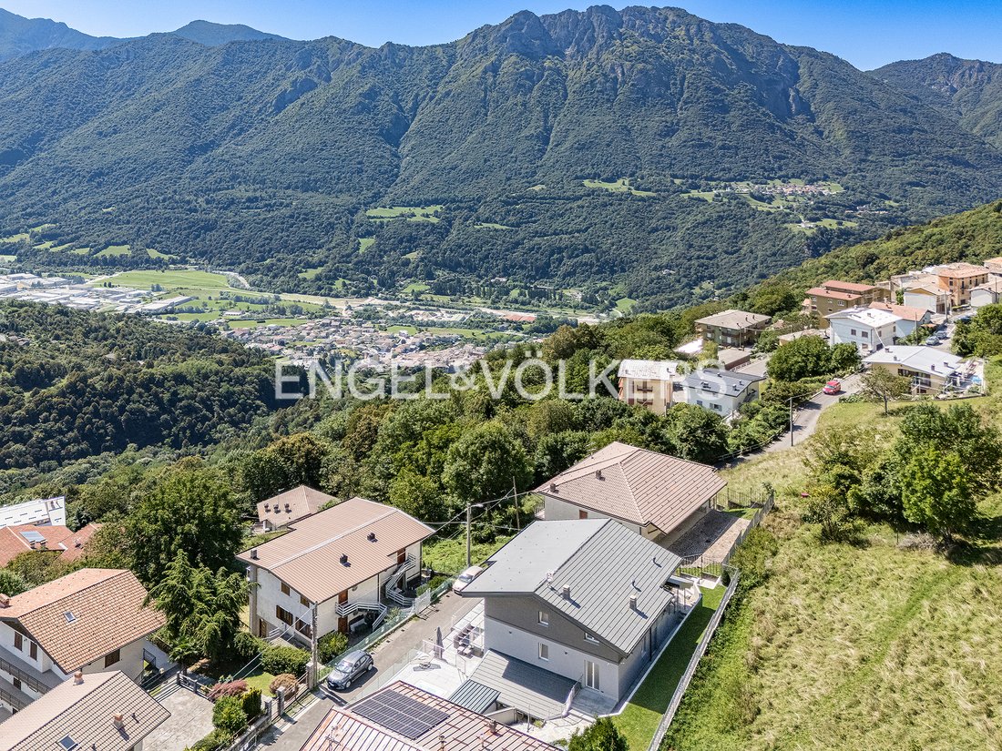 Villa in Casargo, Lombardy, Italy 4 - 18350405
