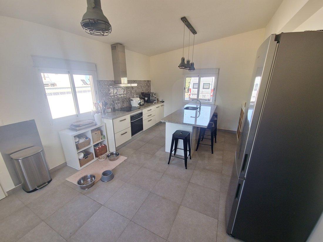 Townhouse in Busot, Valencian Community, Spain 5 - 18350424