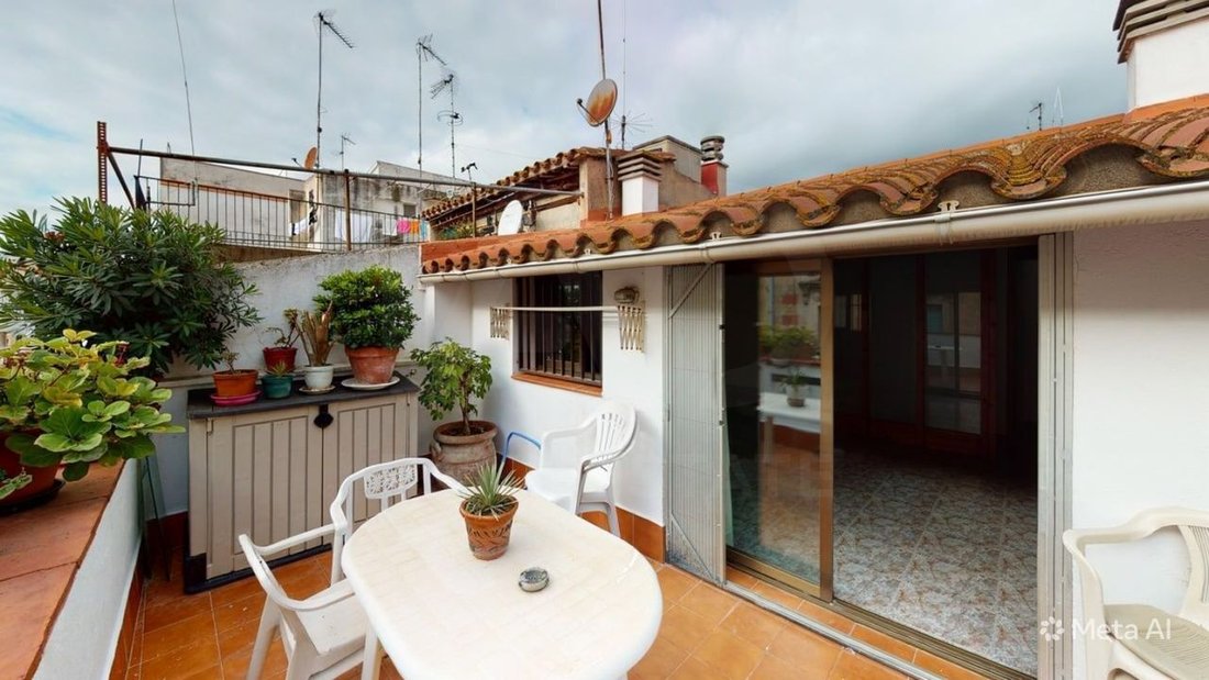 Townhouse in Canet De Mar, Catalonia, Spain 2 - 18350428