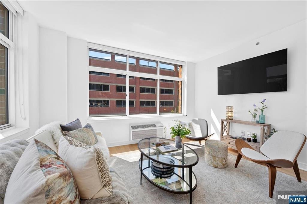 Condo in Hoboken, New Jersey, United States 5 - 18350336