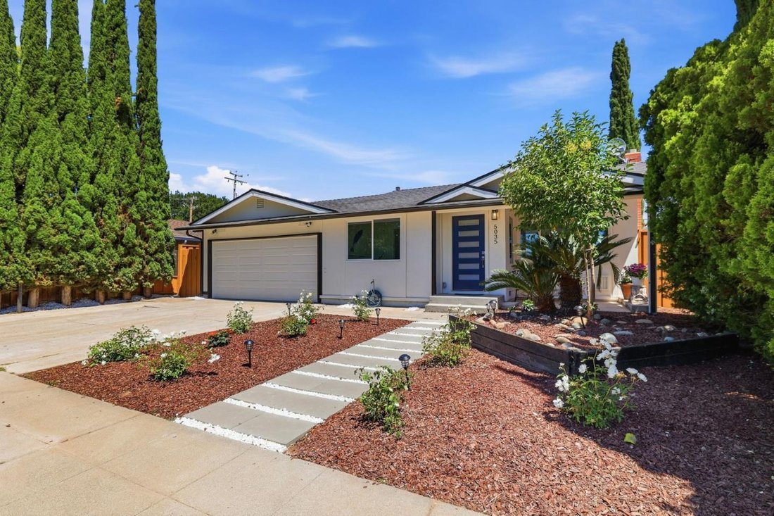 House in Saratoga, California, United States 3 - 18350334
