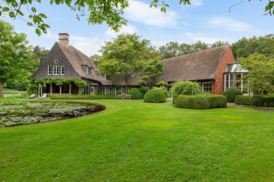 Estate in Brasschaat, Belgium 2 - 18350425