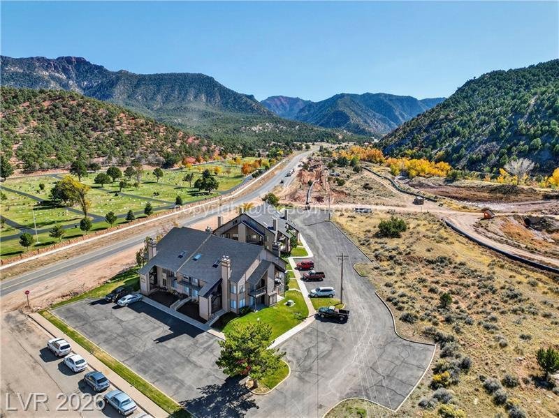 Parowan, Utah, United States 2 - 18350302