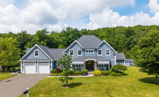 House in Burlington, Connecticut, United States 1