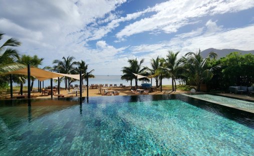 Penthouse in Grande Riviere Noire, Rivière Noire District, Mauritius 1