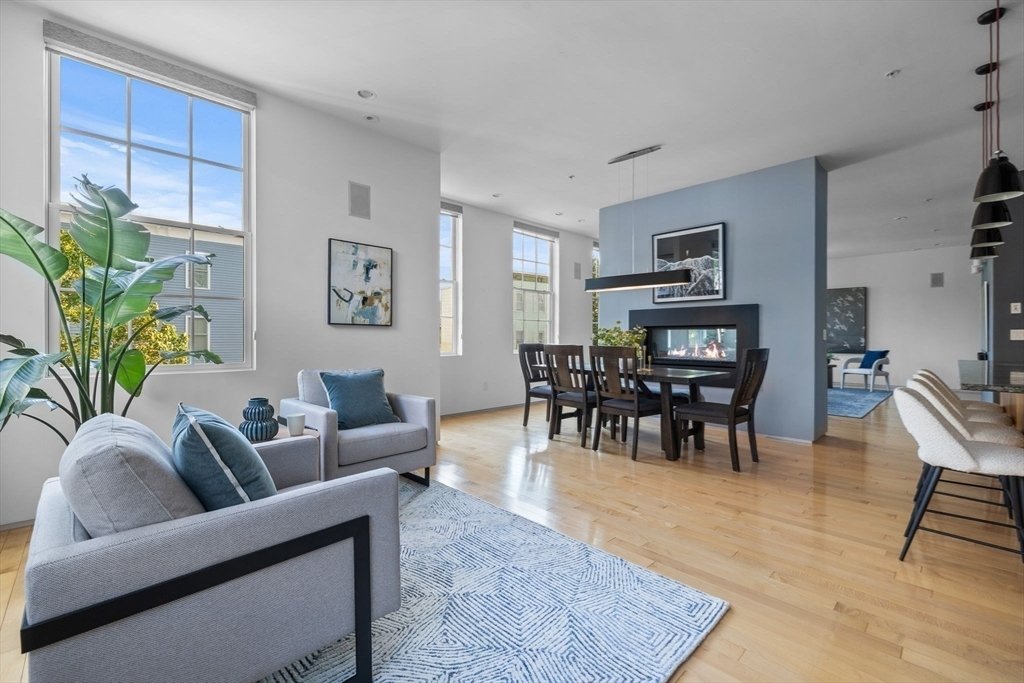 Condo in Boston, Massachusetts, United States 3 - 18214507