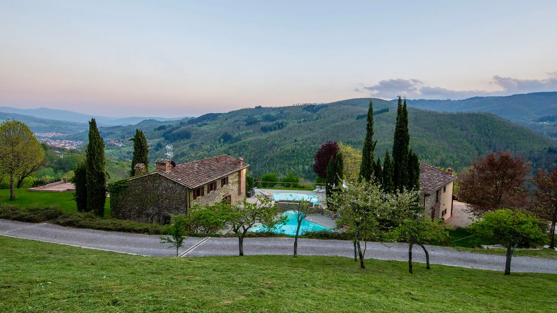 Maisons de campagne à Stia, Toscane, Italie 2 - 18350439