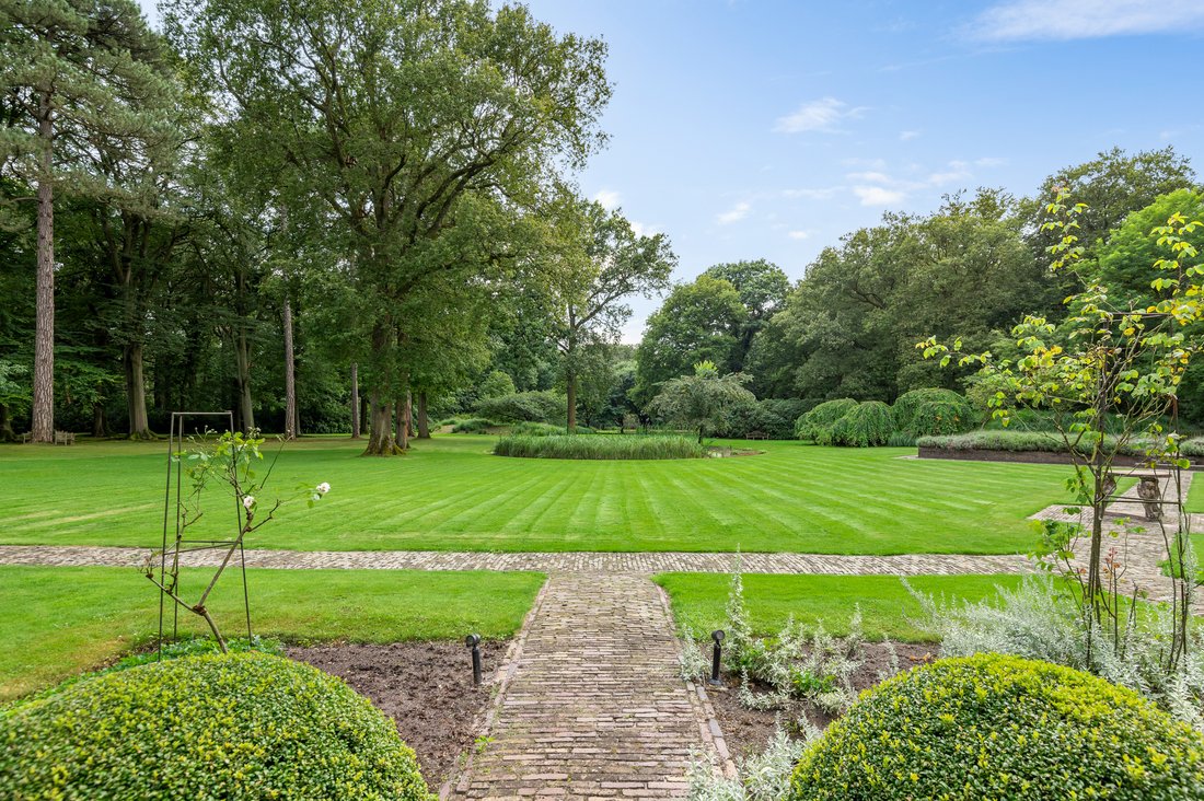 Estate in Brasschaat, Belgium 5 - 18350425