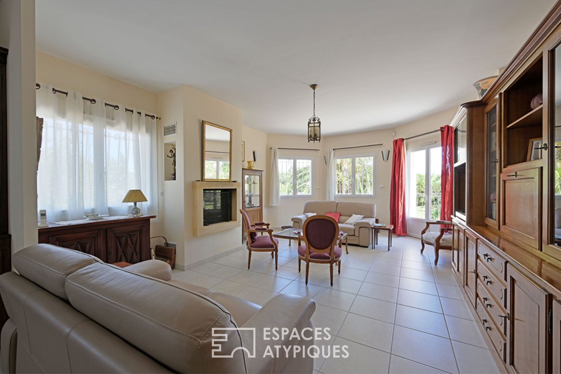 Villa in Sud, Saint-Jean-de-Vedas, France 5 - 18350608