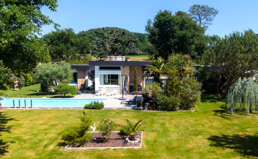 Villa in Labatut, Neu-Aquitanien, Frankreich 1