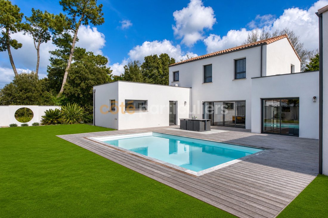 Villa in Croix de Vie, Saint-Gilles-Croix-de-Vie, France 2 - 17520749