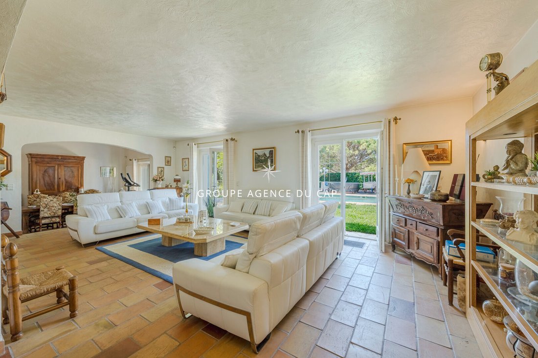 Villa in Counillier Valescure, Frejus, France 4 - 17431879