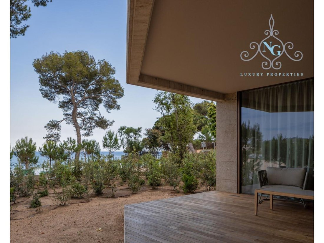 Apartment in Sant Pol de Mar, Catalonia, Spain 3 - 18351498