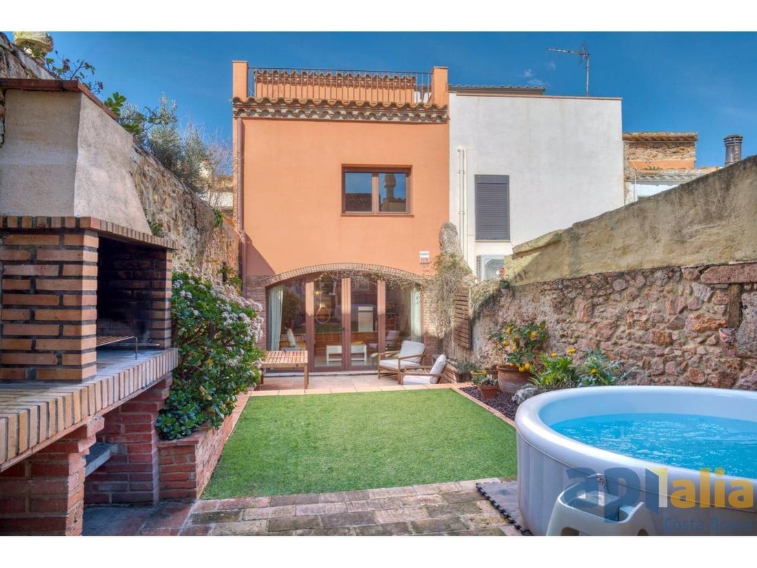 House in Sant Feliu de Guixols, Catalonia, Spain 1 - 18352268