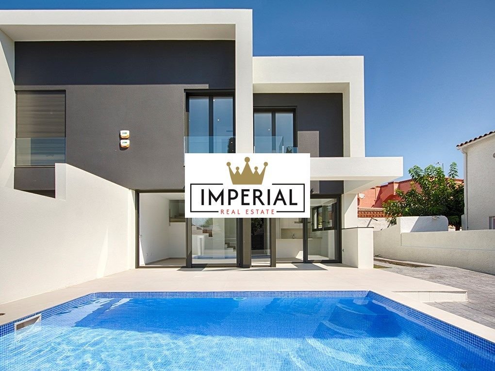 House in Empuriabrava, Catalonia, Spain 2 - 18351959