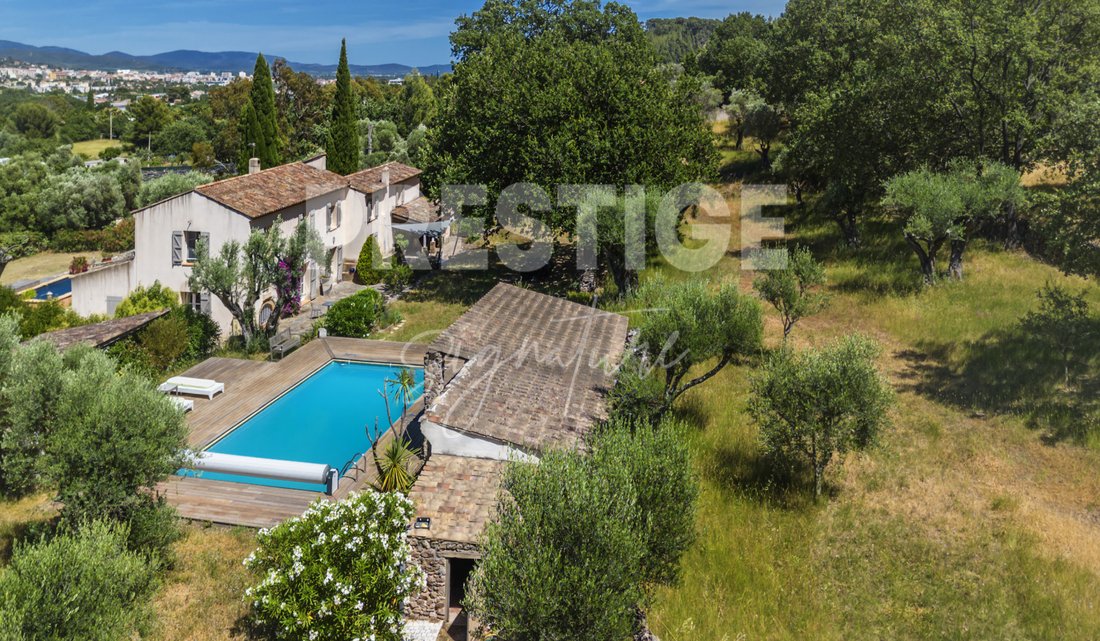 House in Hyeres, Provence-Alpes-Côte d'Azur, France 4 - 18351875