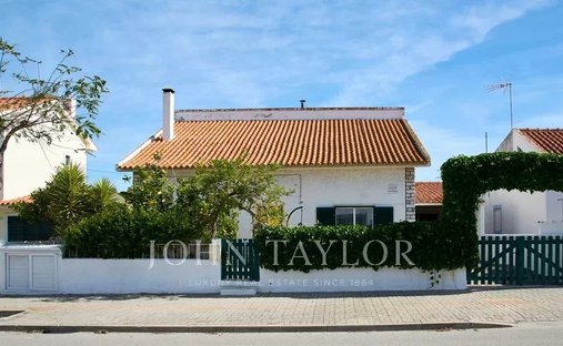 House in Carvalhal, Setubal, Portugal 1