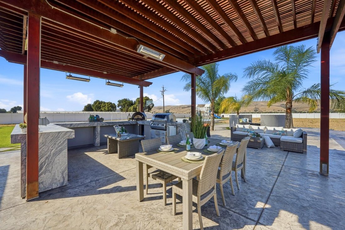 House in Morgan Hill, California, United States 3 - 18355052