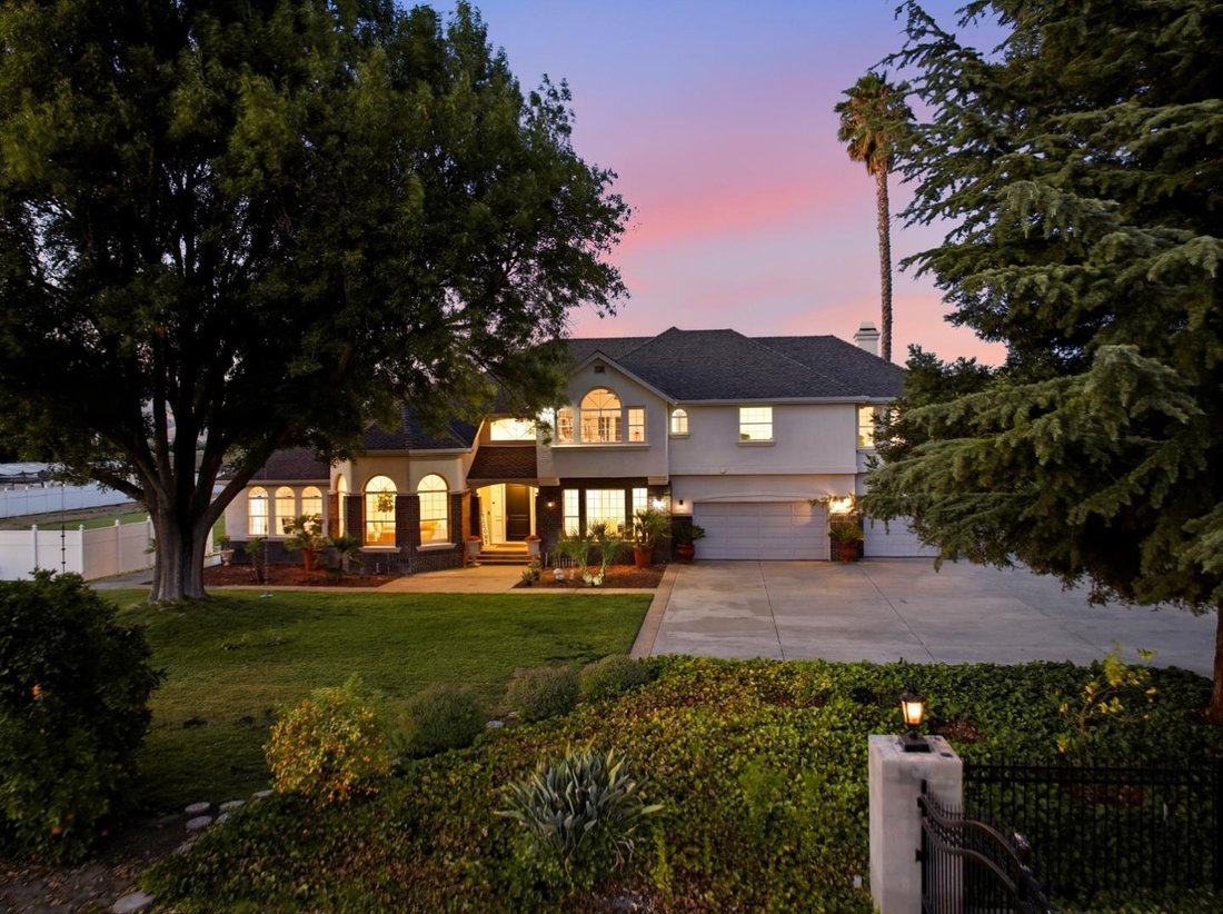 House in Morgan Hill, California, United States 1 - 18355052