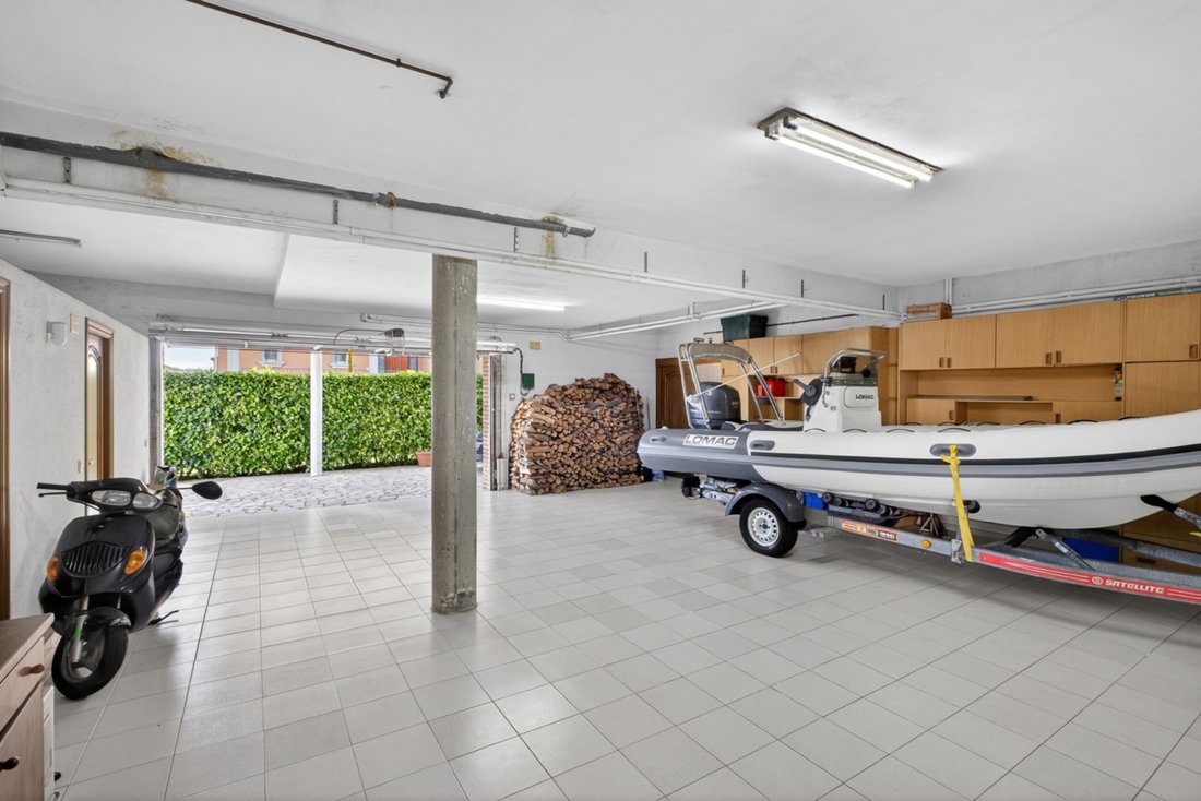 Chalet in Girona, Katalonien, Spanien 4 - 18352336