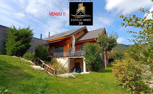 House in Villard-de-Lans, Auvergne-Rhône-Alpes, France 1