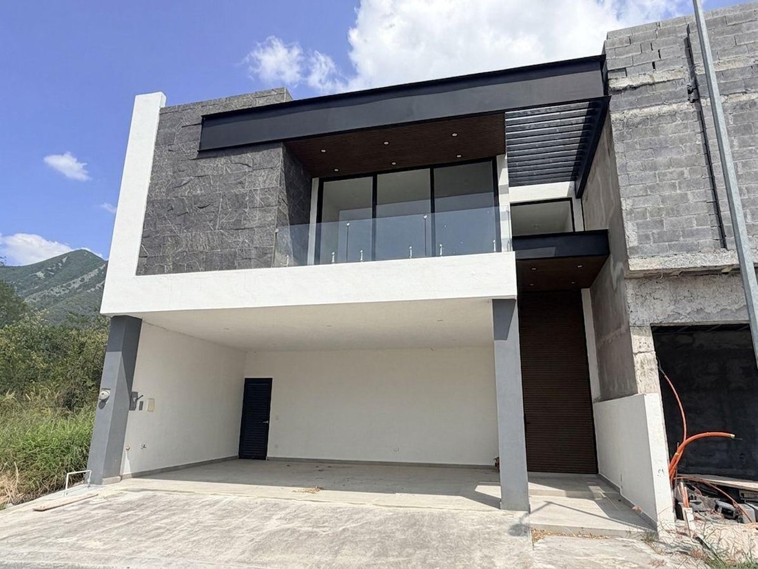 House in Santiago, Nuevo Leon, Mexico 1 - 18356420