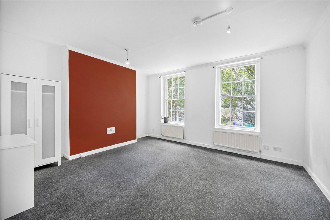 Apartment in Fitzrovia, Camden, England 2 - 18352499