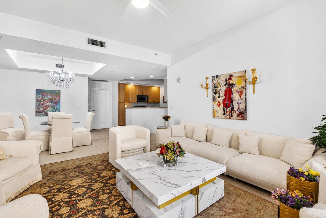 Condo in West Palm Beach, Florida, United States 3 - 18355578