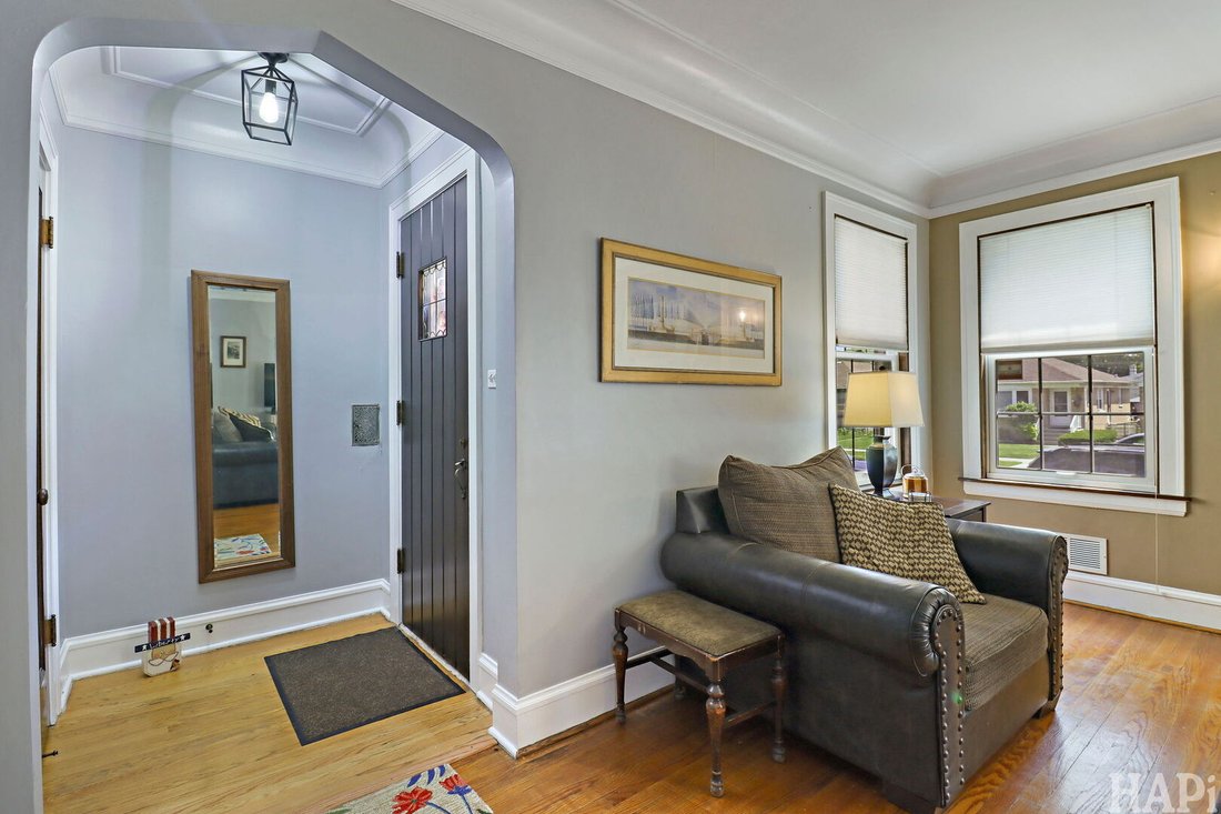 House in Skokie, Illinois, United States 2 - 18354634