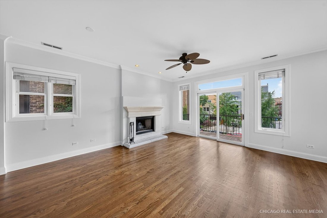 Condo in Chicago, Illinois, United States 3 - 18354685