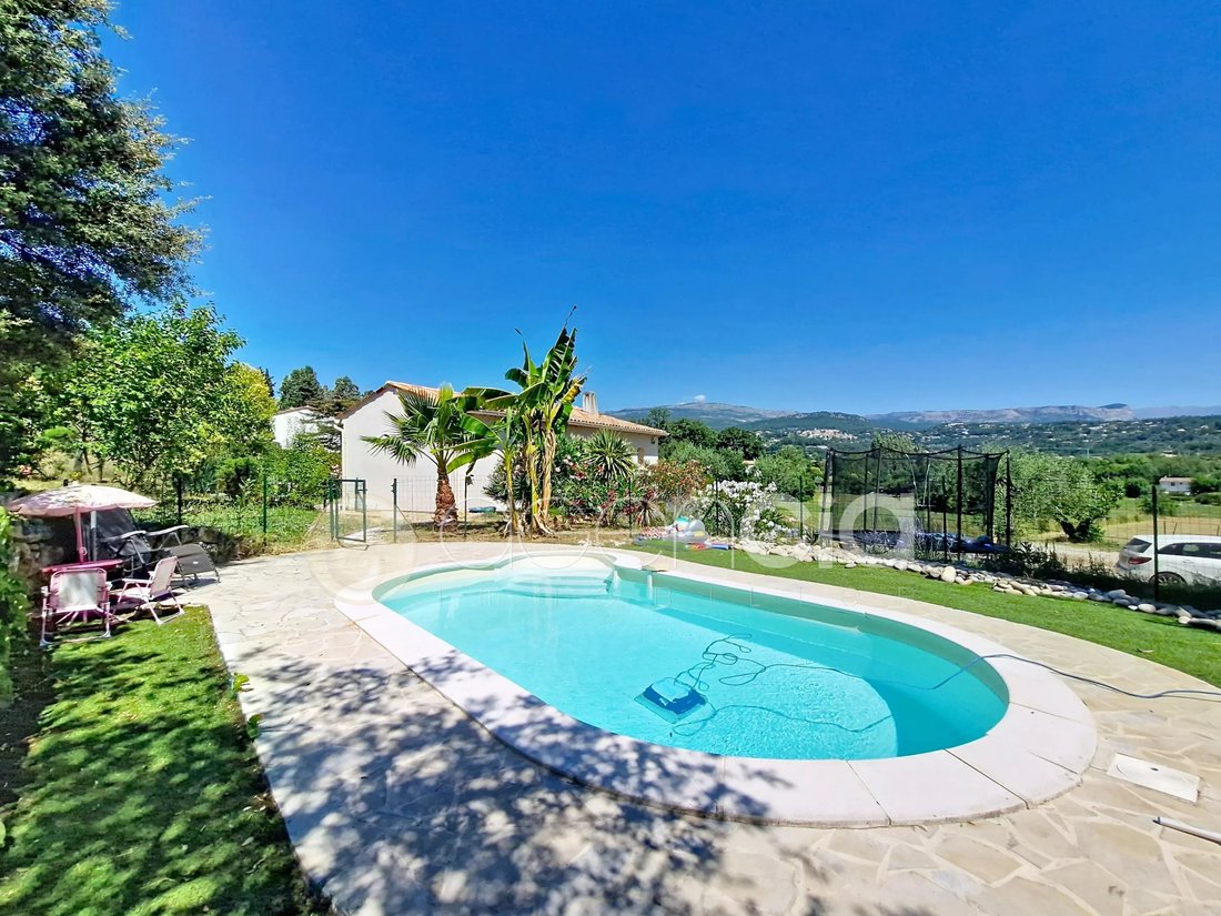 Villa in Châteauneuf-Grasse, Provence-Alpes-Côte d'Azur, France 2 - 18350799