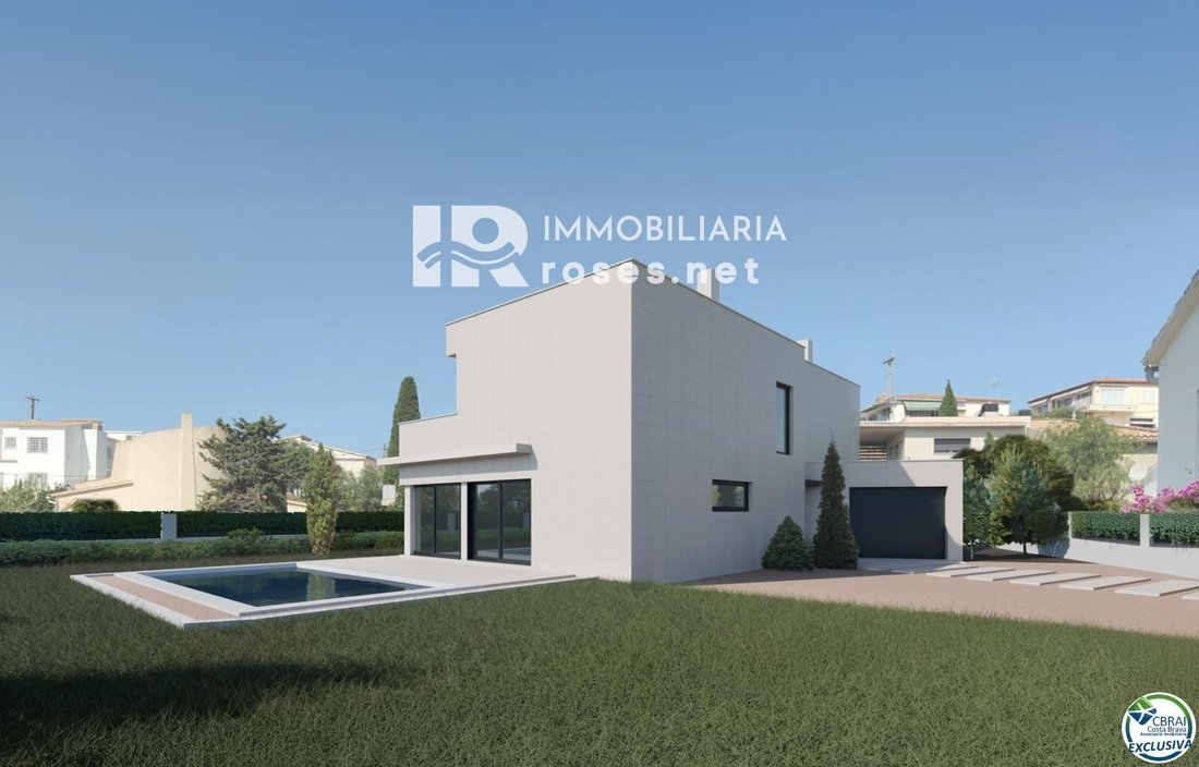 Villa in Roses, Catalonia, Spain 1 - 18351686