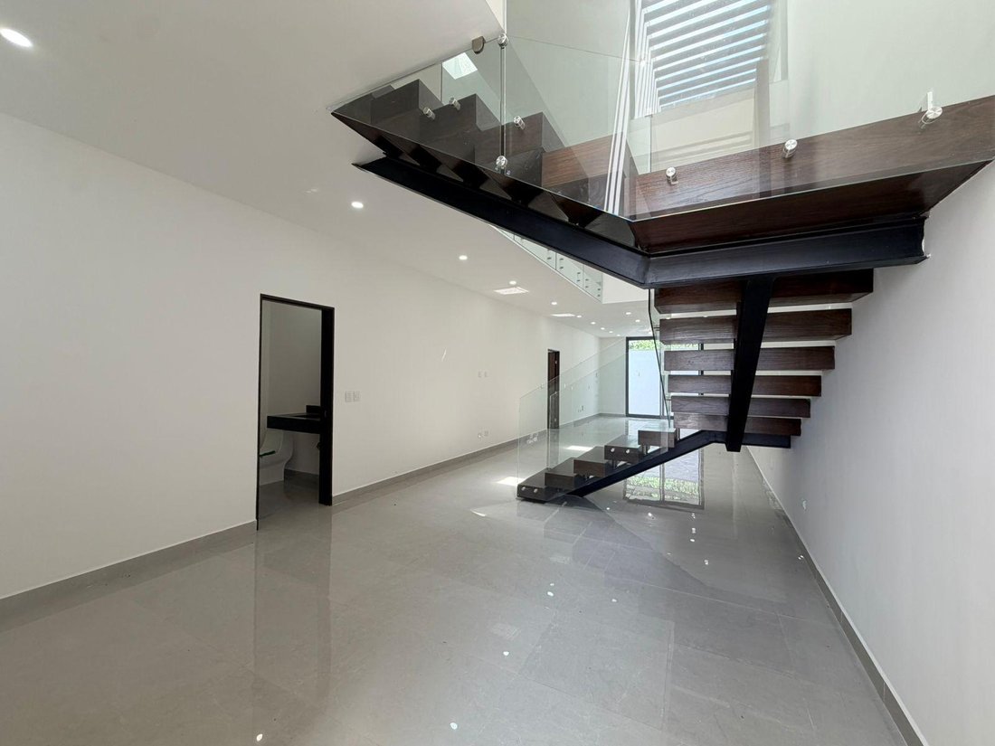 House in Santiago, Nuevo Leon, Mexico 2 - 18356420