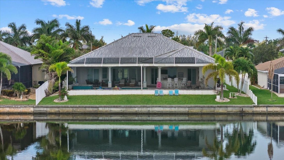 House in Cape Coral, Florida, United States 5 - 18353734