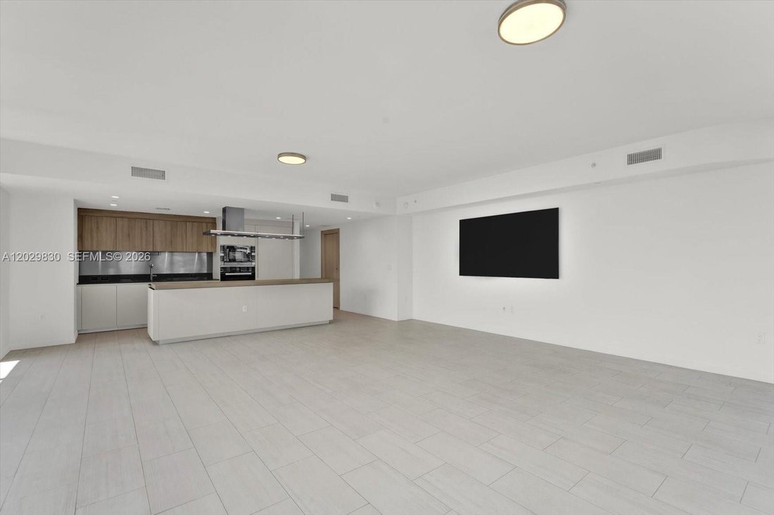 Condo in Miami, Florida, United States 3 - 18355575