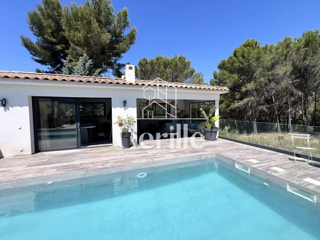 Apartment in Ventabren, Provence-Alpes-Côte d'Azur, France 1 - 18355688