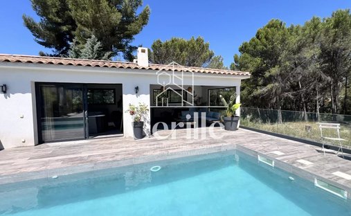 Apartment in Ventabren, Provence-Alpes-Côte d'Azur, France 1