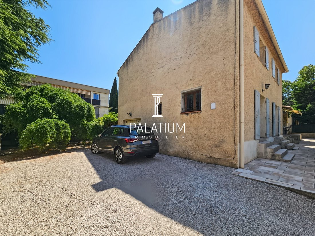 House in Grand Sud- Aix la Duranne, Aix-en-Provence, France 2 - 18356509