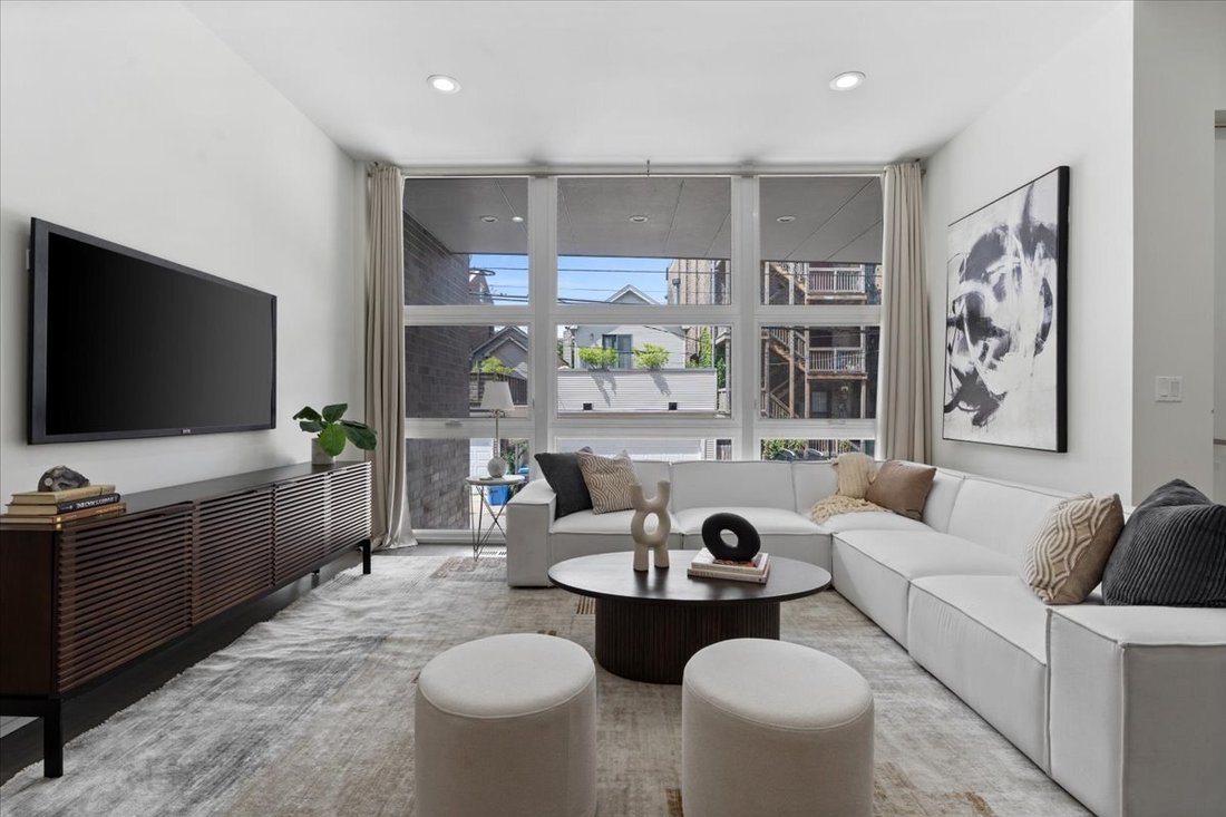 House in Chicago, Illinois, United States 3 - 18354701