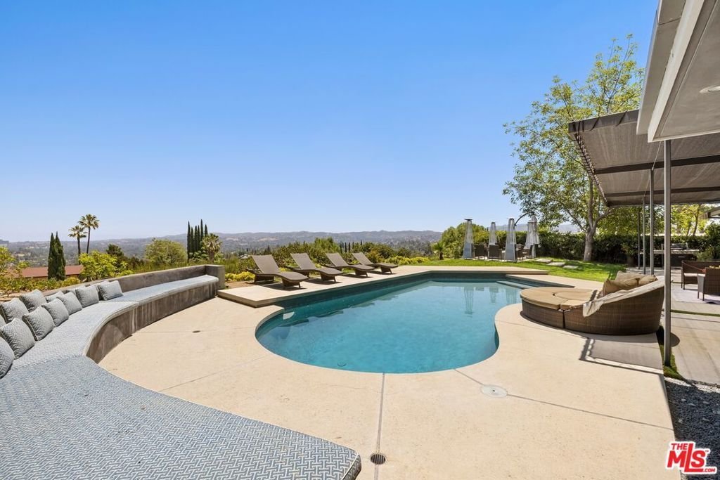 House in Los Angeles, California, United States 1 - 18355018