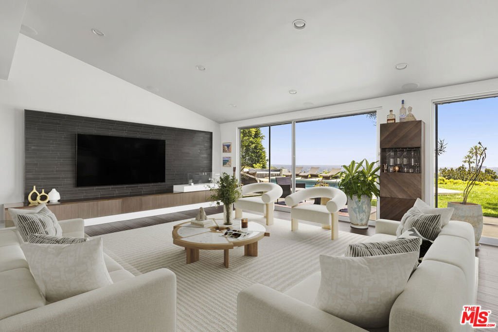 House in Los Angeles, California, United States 4 - 18355018