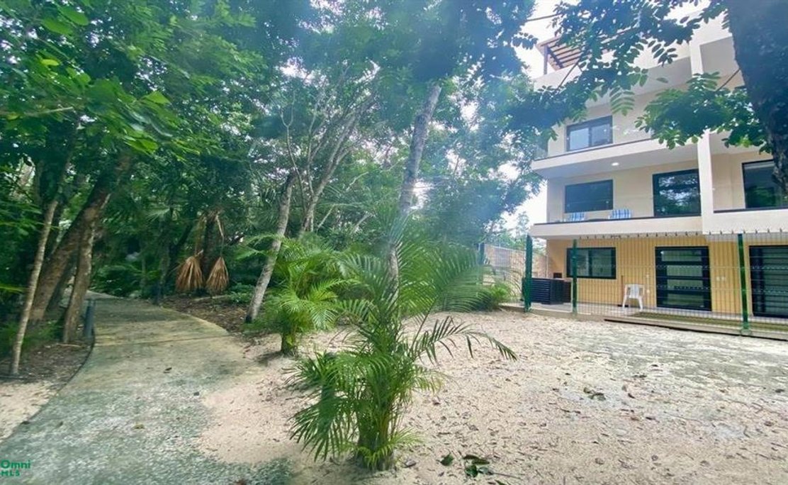 Building for sale in senderos de mayakoba playa del carmen solidaridad 1