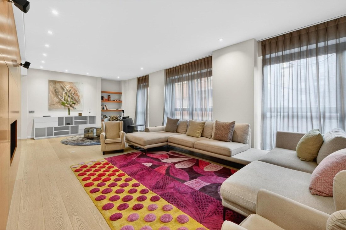 Apartment in Girona, Catalonia, Spain 4 - 18352556