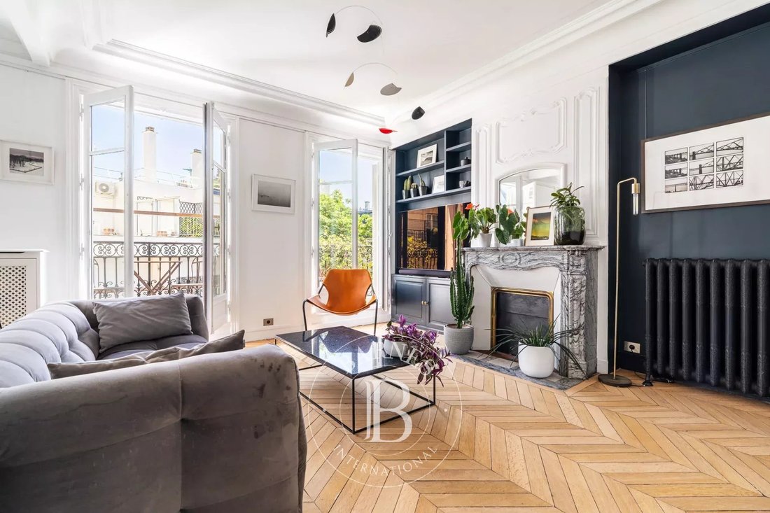 Apartment in Muette Nord, Paris 16e Arrondissement, Paris 4 - 18352626